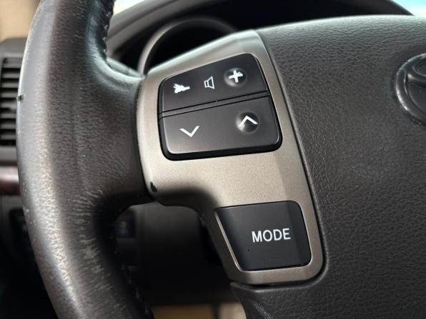 Toyota Land Cruiser 200 Series с пробегом 2011 года, цена 3 195 000 рублей, 321650 км, внедорожник, Автокод Объявления