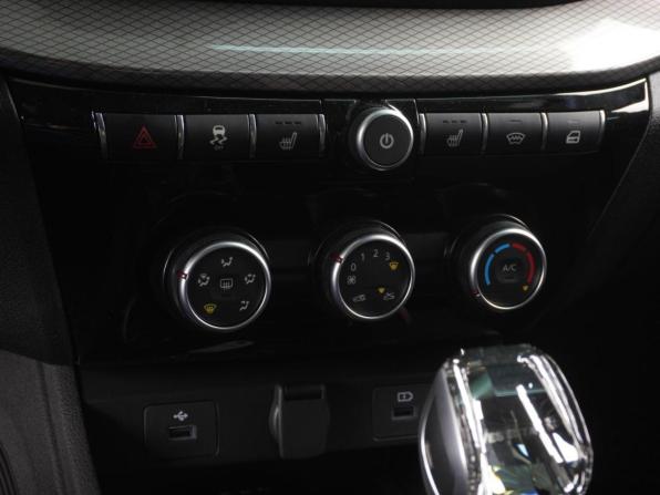 Lada (ВАЗ) Vesta I Рестайлинг (NG) с пробегом 2025 года, цена 1 709 000 рублей, 4439 км, седан, Автокод Объявления