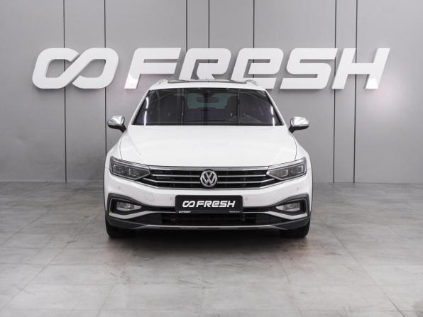 Volkswagen Passat B8 Рестайлинг с пробегом 2020 года, цена 3 234 000 рублей, 158085 км, универсал, Автокод Объявления