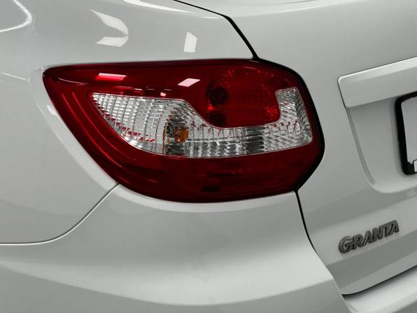 Lada (ВАЗ) Granta I Рестайлинг с пробегом 2024 года, цена 878 000 рублей, 26804 км, лифтбек, Автокод Объявления