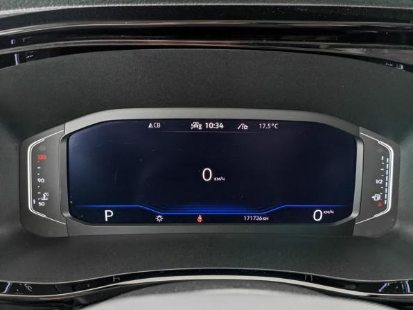 Volkswagen Multivan T6 Рестайлинг с пробегом 2021 года, цена 6 000 000 рублей, 171000 км, минивэн, Автокод Объявления