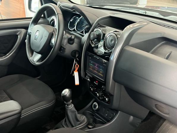 Renault Duster I Рестайлинг с пробегом 2017 года, цена 1 290 000 рублей, 121000 км, внедорожник, Автокод Объявления