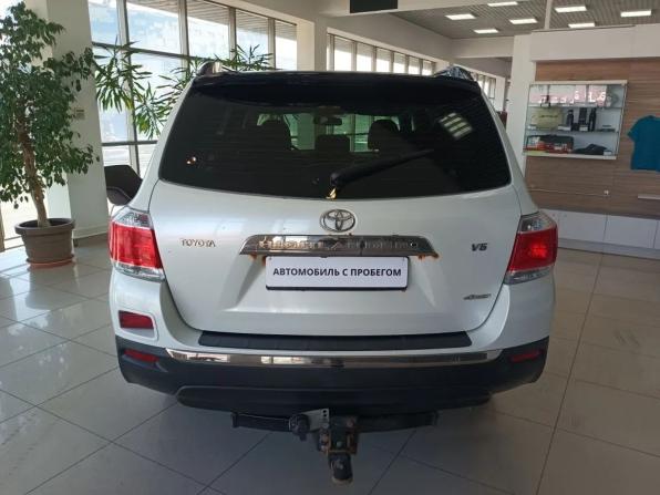 Toyota Highlander II (XU40) Рестайлинг с пробегом 2012 года, цена 1 740 000 рублей, 183300 км, внедорожник, Автокод Объявления