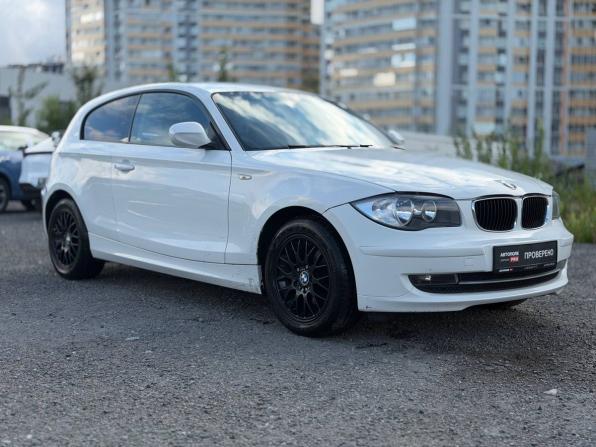 BMW 1 серии I (E81/E82/E87/E88) Рестайлинг с пробегом 2010 года, цена 595 000 рублей, 231000 км, хэтчбек, Автокод Объявления