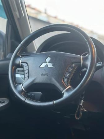 Mitsubishi Pajero IV Рестайлинг 1 с пробегом 2011 года, цена 1 695 000 рублей, 314726 км, внедорожник, Автокод Объявления