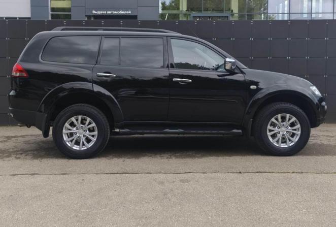 Mitsubishi Pajero Sport II Рестайлинг с пробегом 2015 года, цена 2 750 000 рублей, 66267 км, внедорожник, Автокод Объявления