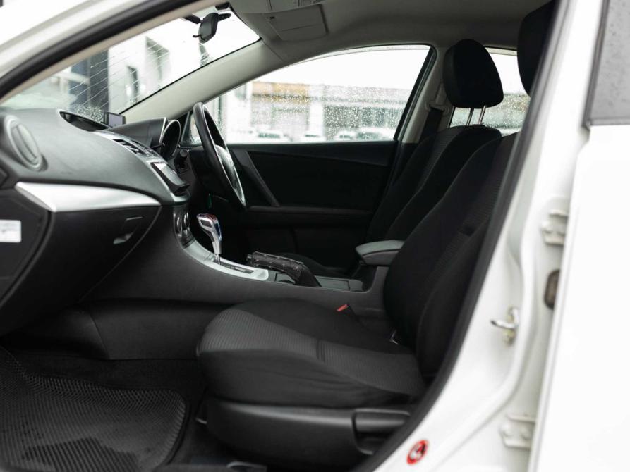 Mazda Axela II Рестайлинг Новосибирск  - изображение 19