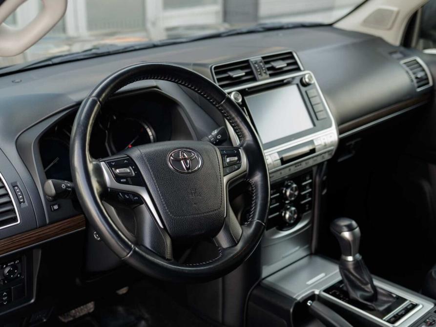 Toyota Land Cruiser Prado 150 Series Рестайлинг 2 Новосибирск  - изображение 11