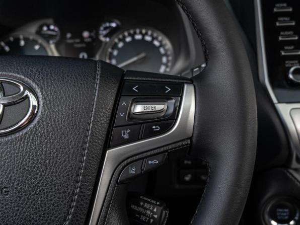 Toyota Land Cruiser Prado 150 Series Рестайлинг 3 с пробегом 2021 года, цена 6 240 000 рублей, 113492 км, внедорожник, Автокод Объявления