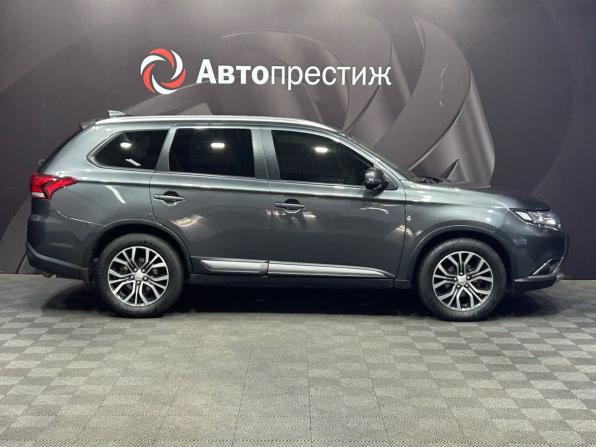 Mitsubishi Outlander III Рестайлинг 2 с пробегом 2018 года, цена 1 710 000 рублей, 161072 км, внедорожник, Автокод Объявления