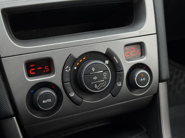 Peugeot 308 I с пробегом 2009 года, цена 320 000 рублей, 122400 км, хэтчбек, Автокод Объявления
