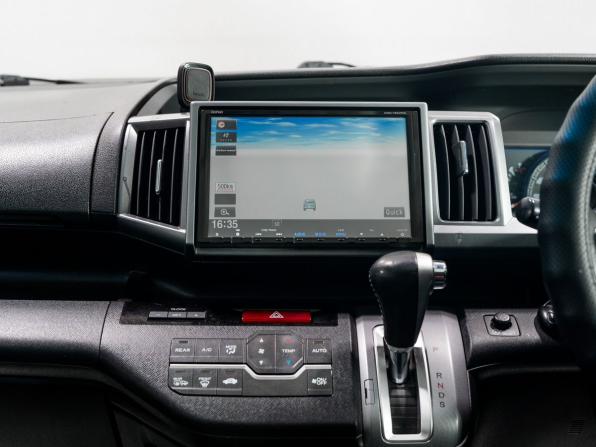 Honda Stepwgn IV Рестайлинг с пробегом 2013 года, цена 1 580 000 рублей, 229114 км, минивэн, Автокод Объявления