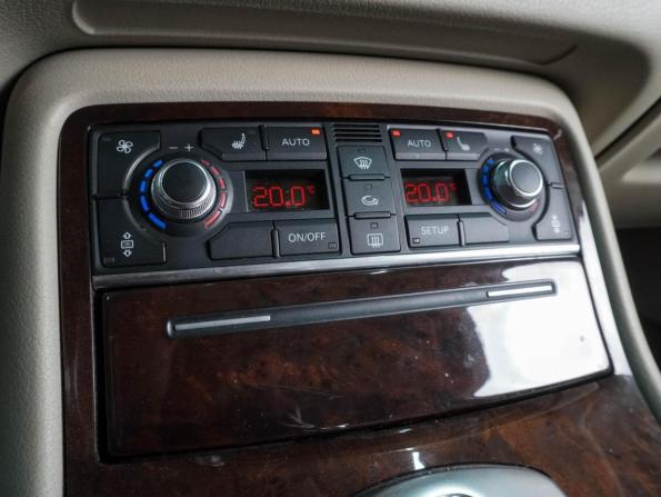 Audi A8 II (D3) Рестайлинг 2 с пробегом 2008 года, цена 929 000 рублей, 158780 км, седан, Автокод Объявления