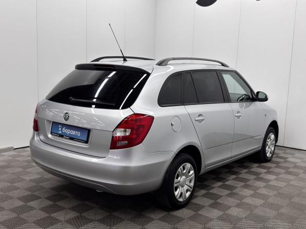 Skoda Fabia II Рестайлинг с пробегом 2012 года, цена 550 000 рублей, 245262 км, универсал, Автокод Объявления