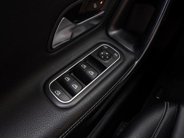 Mercedes-Benz A-Класс IV (W177) с пробегом 2019 года, цена 2 445 000 рублей, 88129 км, хэтчбек, Автокод Объявления