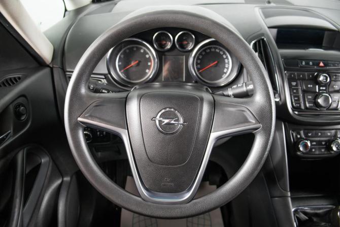 Opel Zafira C с пробегом 2016 года, цена 909 000 рублей, 282720 км, компактвэн, Автокод Объявления