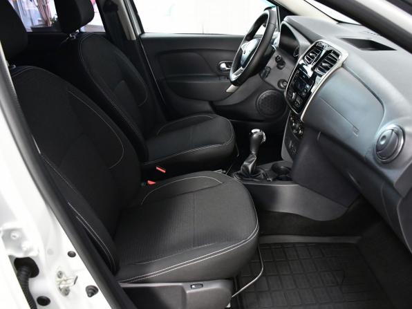 Renault Logan II Рестайлинг с пробегом 2020 года, цена 927 000 рублей, 108912 км, седан, Автокод Объявления
