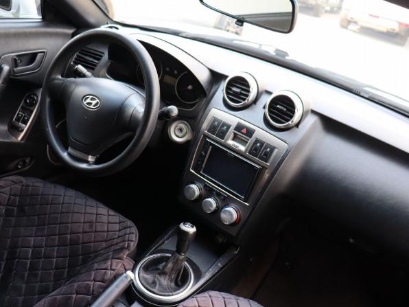 Hyundai Tuscani с пробегом 2003 года, цена 350 000 рублей, 318597 км, купе, Автокод Объявления