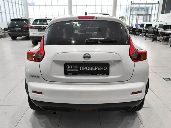 Nissan Juke I с пробегом 2014 года, цена 720 000 рублей, 175171 км, внедорожник, Автокод Объявления