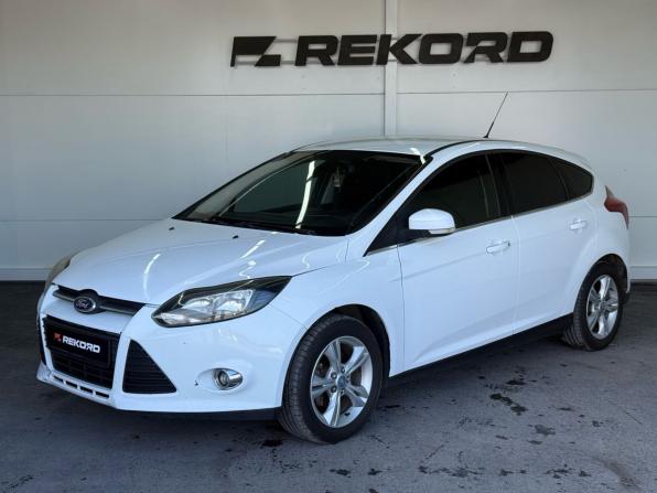 Ford Focus III с пробегом 2012 года, цена 745 000 рублей, 215772 км, хэтчбек, Автокод Объявления