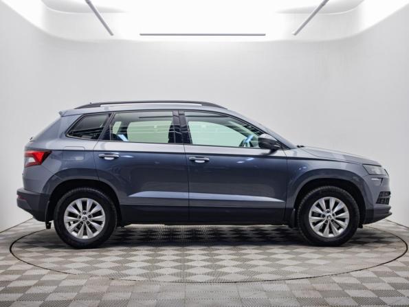 Skoda Karoq I с пробегом 2021 года, цена 2 320 000 рублей, 110618 км, внедорожник, Автокод Объявления