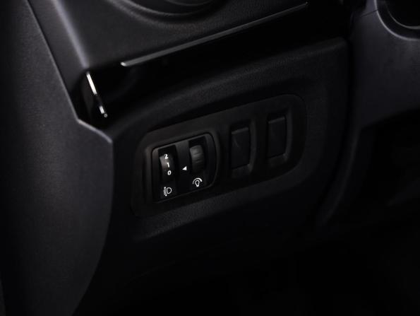Renault Kaptur I Рестайлинг с пробегом 2021 года, цена 1 749 000 рублей, 60266 км, внедорожник, Автокод Объявления