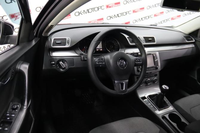 Volkswagen Passat B7 с пробегом 2012 года, цена 870 170 рублей, 279639 км, седан, Автокод Объявления