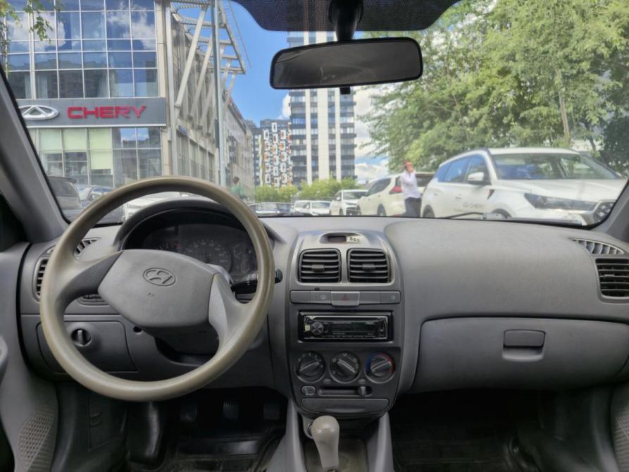 Hyundai Accent II Москва  - изображение 10