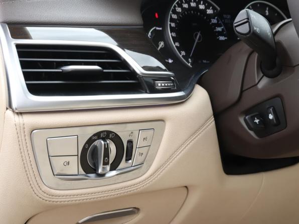 BMW 7 серии VI (G11/G12) с пробегом 2016 года, цена 3 490 000 рублей, 139353 км, седан, Автокод Объявления