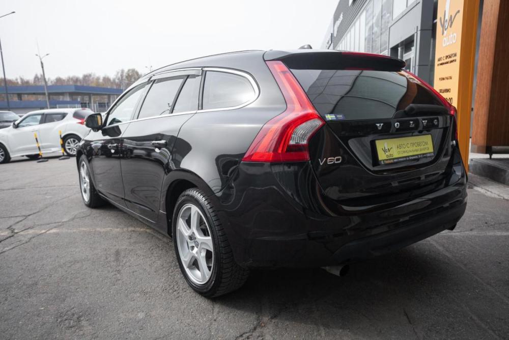 Volvo V60 I Иркутск  - изображение 5
