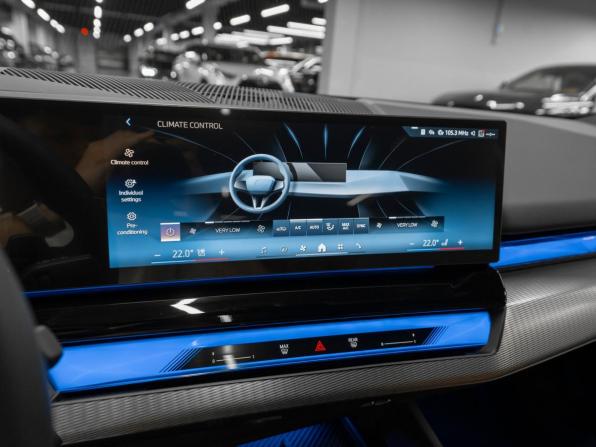 BMW 5 серии VIII (G60/G61/G68) с пробегом 2025 года, цена 8 450 000 рублей, 265 км, седан, Автокод Объявления