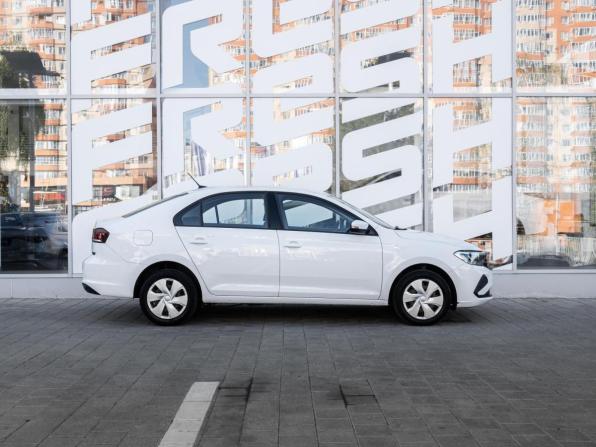 Volkswagen Polo VI с пробегом 2021 года, цена 1 360 000 рублей, 135579 км, лифтбек, Автокод Объявления
