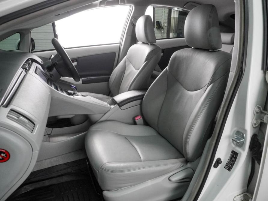 Toyota Prius III (XW30) Воронеж  - изображение 8