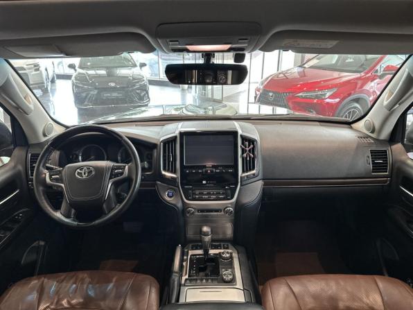 Toyota Land Cruiser 200 Series Рестайлинг 2 с пробегом 2015 года, цена 4 250 000 рублей, 276442 км, внедорожник, Автокод Объявления