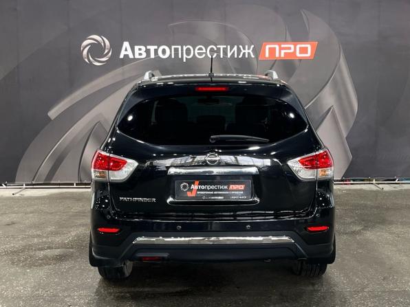 Nissan Pathfinder IV с пробегом 2016 года, цена 1 650 000 рублей, 185500 км, внедорожник, Автокод Объявления
