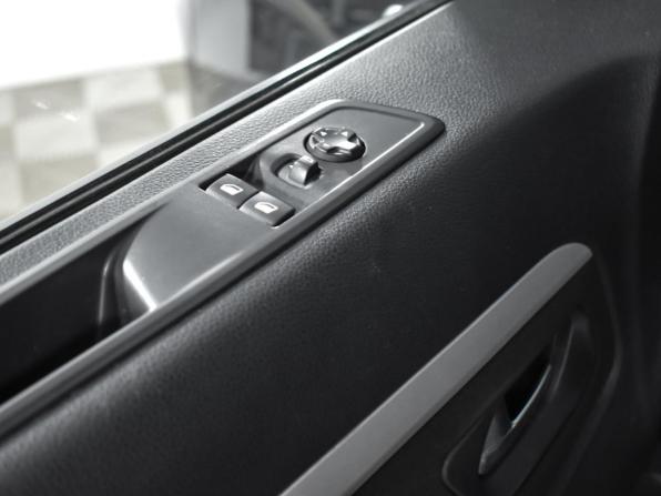 Peugeot Traveller I с пробегом 2018 года, цена 2 550 000 рублей, 123000 км, минивэн, Автокод Объявления