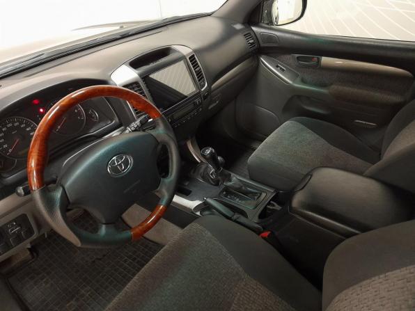 Toyota Land Cruiser Prado 120 Series с пробегом 2004 года, цена 1 749 000 рублей, 291000 км, внедорожник, Автокод Объявления