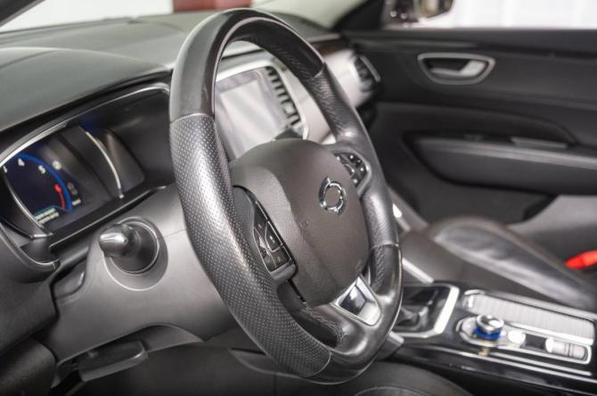 Renault Samsung SM6 I с пробегом 2018 года, цена 1 529 000 рублей, 180000 км, седан, Автокод Объявления