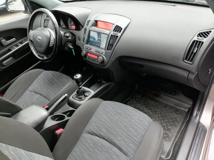 Kia Ceed I Санкт-Петербург  - изображение 10