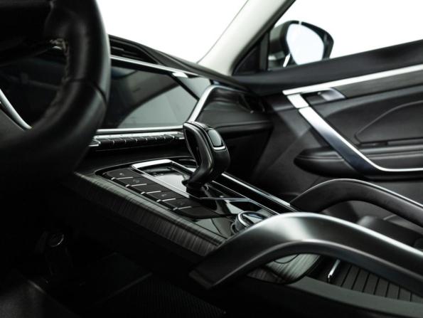 Geely Atlas Pro с пробегом 2023 года, цена 2 219 585 рублей, 34462 км, внедорожник, Автокод Объявления