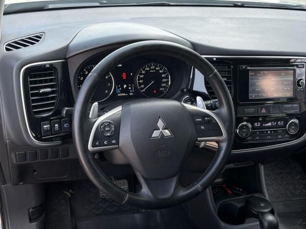 Mitsubishi Outlander III с пробегом 2012 года, цена 1 080 000 рублей, 223280 км, внедорожник, Автокод Объявления