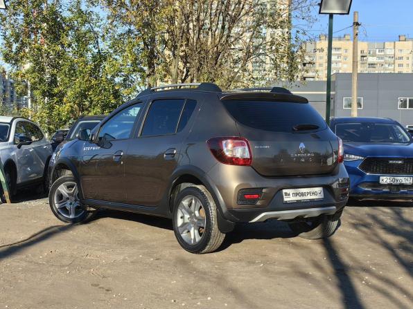 Renault Sandero II Рестайлинг с пробегом 2019 года, цена 1 229 000 рублей, 90100 км, хэтчбек, Автокод Объявления
