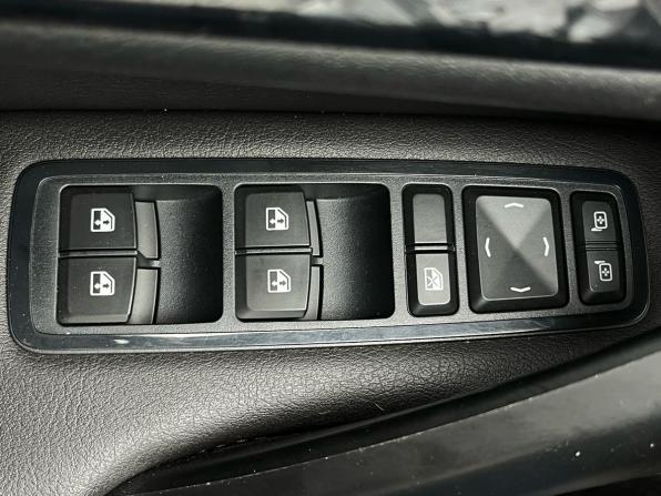 Lada (ВАЗ) Vesta I Рестайлинг (NG) с пробегом 2024 года, цена 1 295 000 рублей, 30111 км, универсал, Автокод Объявления