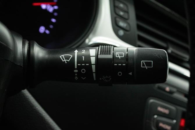 Kia Ceed II Рестайлинг с пробегом 2017 года, цена 999 000 рублей, 228006 км, универсал, Автокод Объявления