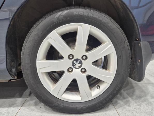 Peugeot 308 I Рестайлинг с пробегом 2011 года, цена 565 000 рублей, 188000 км, хэтчбек, Автокод Объявления