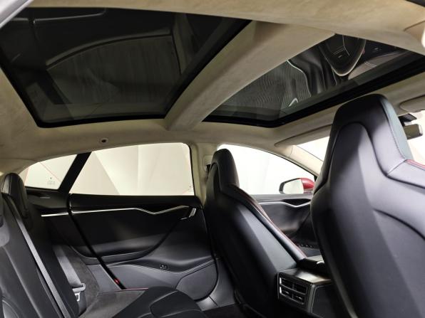 Tesla Model S I с пробегом 2014 года, цена 2 155 000 рублей, 128005 км, лифтбек, Автокод Объявления