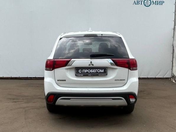Mitsubishi Outlander III Рестайлинг 3 с пробегом 2019 года, цена 2 090 000 рублей, 157429 км, внедорожник, Автокод Объявления
