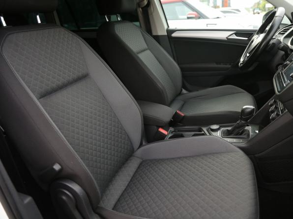 Volkswagen Tiguan II с пробегом 2018 года, цена 2 091 000 рублей, 174500 км, внедорожник, Автокод Объявления