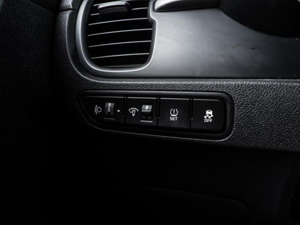 Kia Rio IV с пробегом 2018 года, цена 1 575 000 рублей, 85238 км, хэтчбек, Автокод Объявления