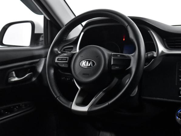 Kia Rio IV Рестайлинг с пробегом 2020 года, цена 1 630 000 рублей, 57440 км, седан, Автокод Объявления